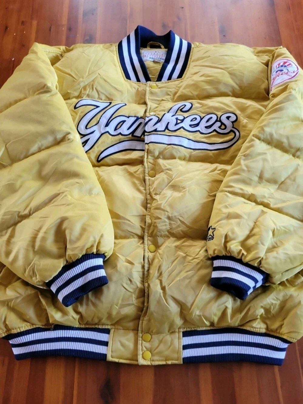 Genuine Starter NY Yankees Down Filled Winter Jacket Yellow 2 XL Good Used cond